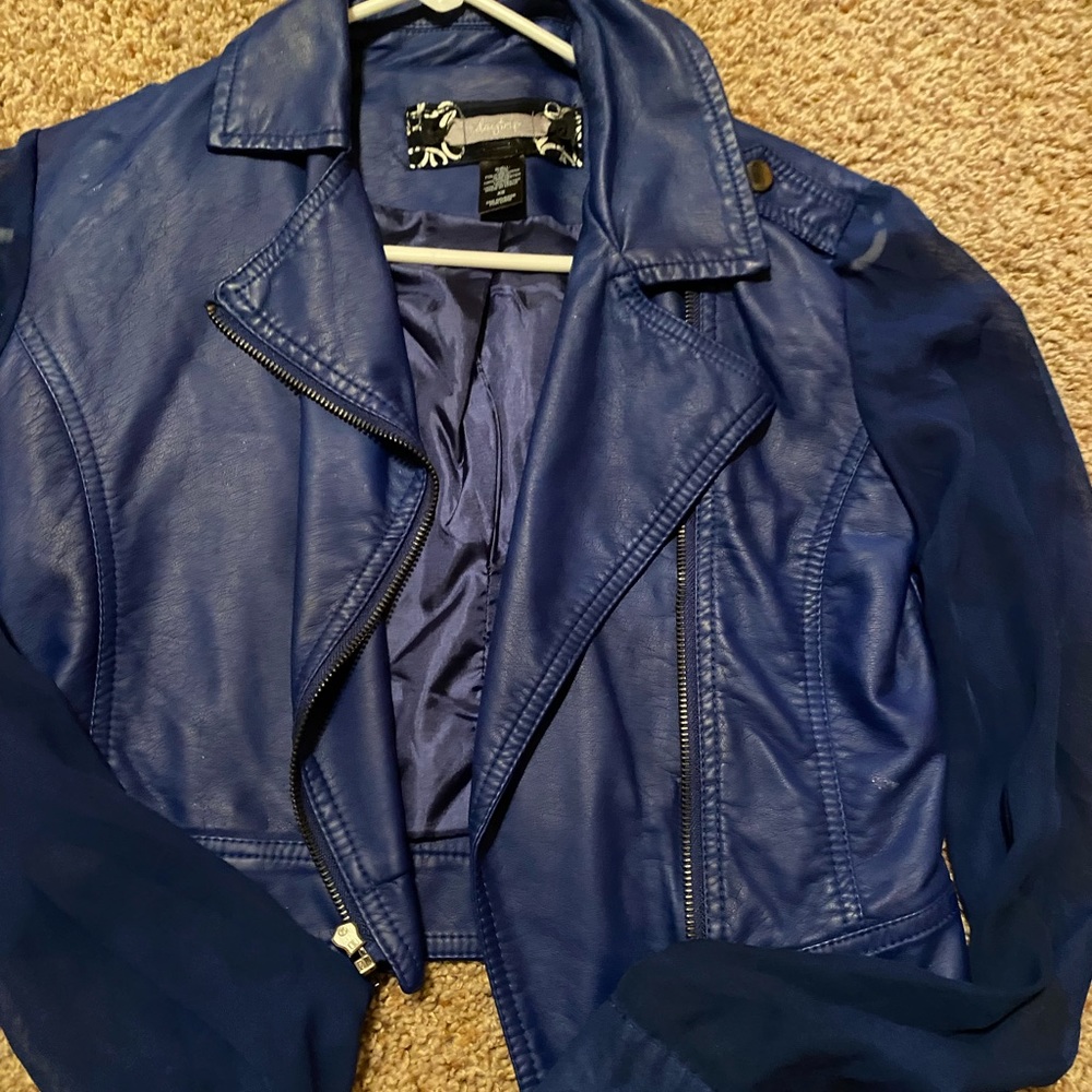 DayTrip Jacket - Picture 2 of 3